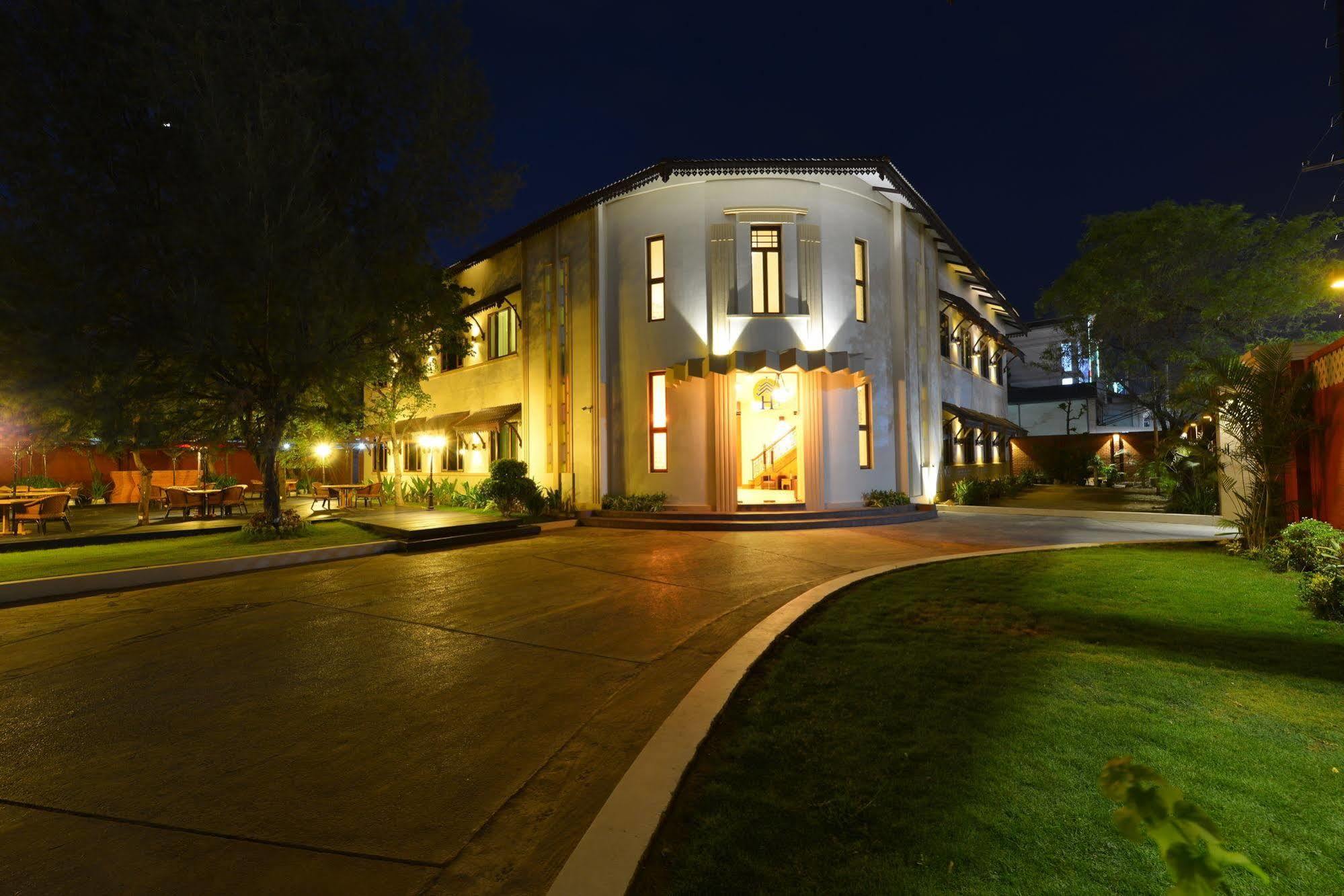 Hotel Amazing Μανταλέι Εξωτερικό φωτογραφία